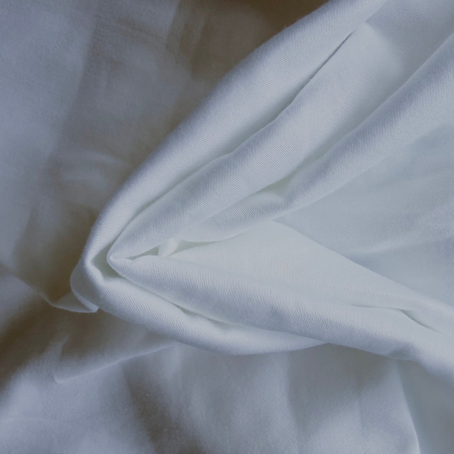 100% Premium Cotton Fitted Bedsheet Set - Silky Sateen Series